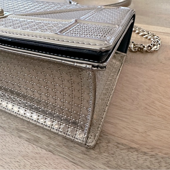 Dior Light Gold-tone Metallic Patent Leather Micro Cannage Medium Shoulder Bag - Picture 7 of 17